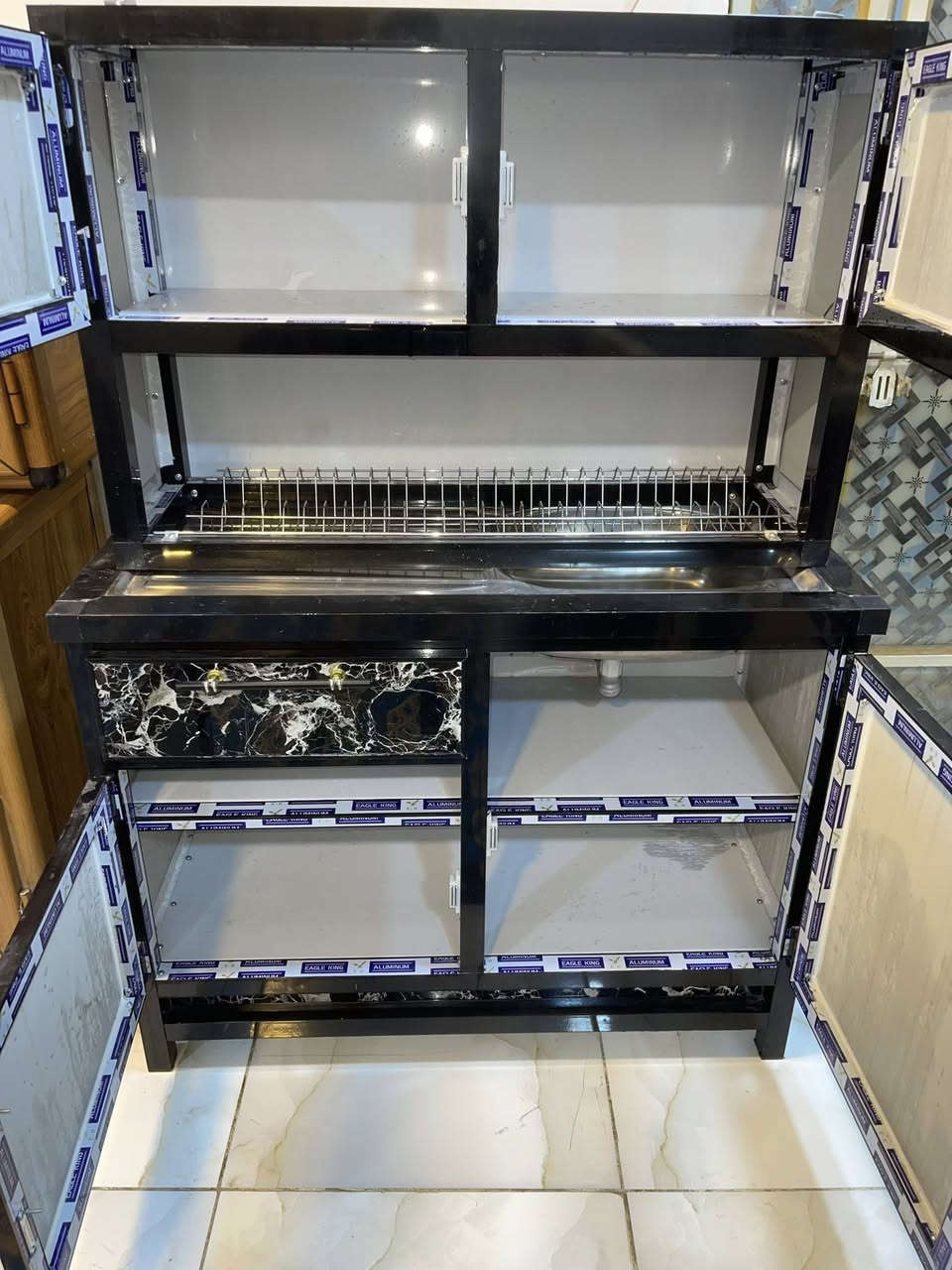 سنك وملحق اخو الجديد تفصال المنيوم عنواني بغداد ومتوفر توصيل ***********
