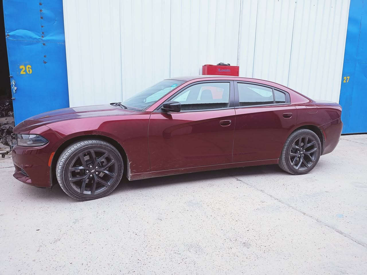 السلام عليكم جارجر موديل 2023 مكفوله لا صبغ ولا تبديل ماشيه20 الف،، رقم الهاتف ***********
