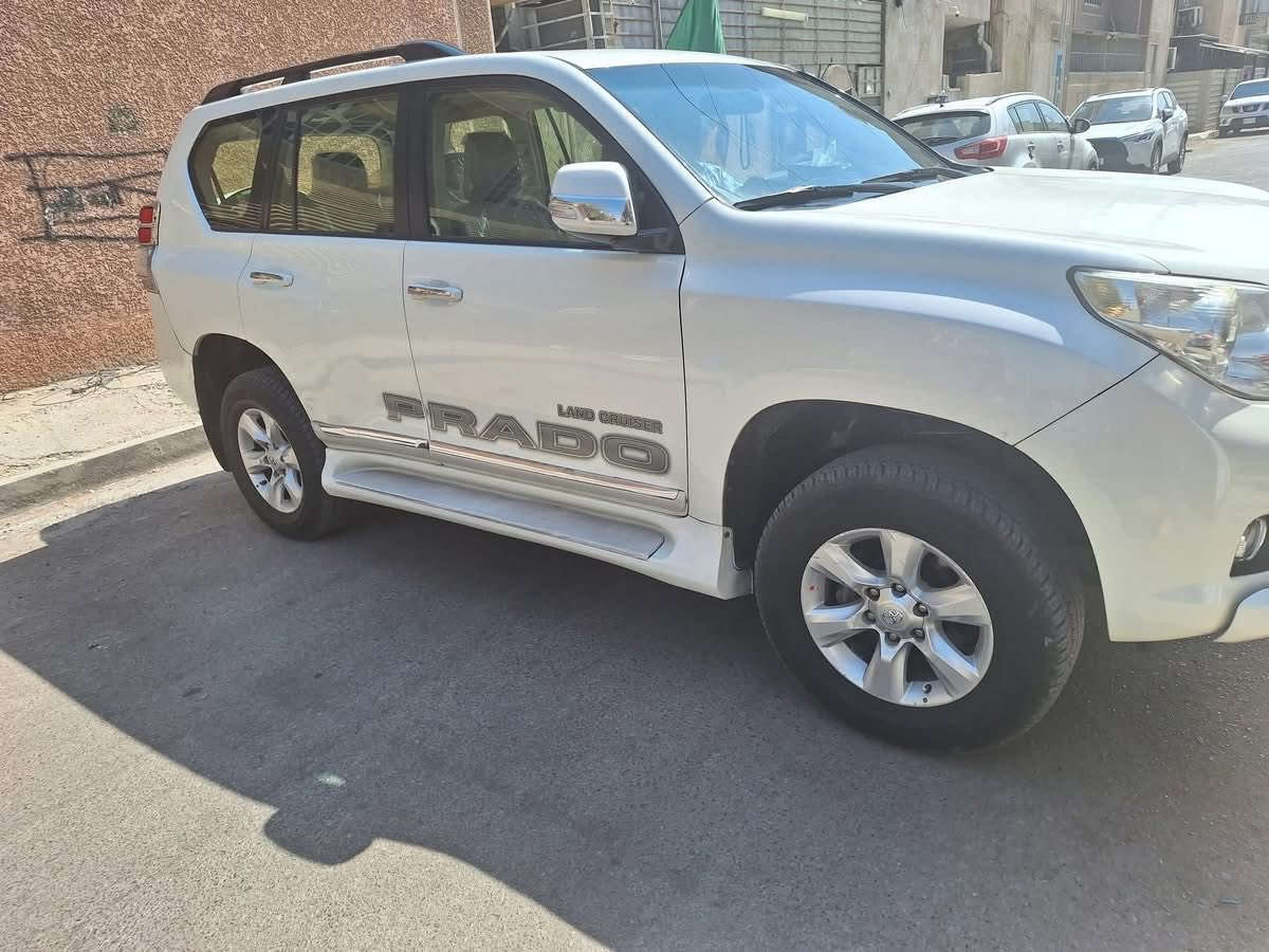 برادو 2013 مواصفات txl
6سلندر محرك 4000
شاشة اندرويد  
وبيها برمجة الجامات تغلق اوتوماتيك من تقفل السيارة تبريد كهربائيات كلهن شغال  صدر امامي خلفي جديد
سنوية 2026 
سيارة مرتبها ومابيها أي نقص بيها قطعتين صبخ بسبب الخدوش(1_فوق قبق البانزين ،2_دعامية الأمامية)
وبارد قليل شبر من الجاملغ الأمامي من جهة السايق
السعر 280ورقة وبيها مجال

الشراي يتصل ويدلل احبتي

مكان بغداد

***********
