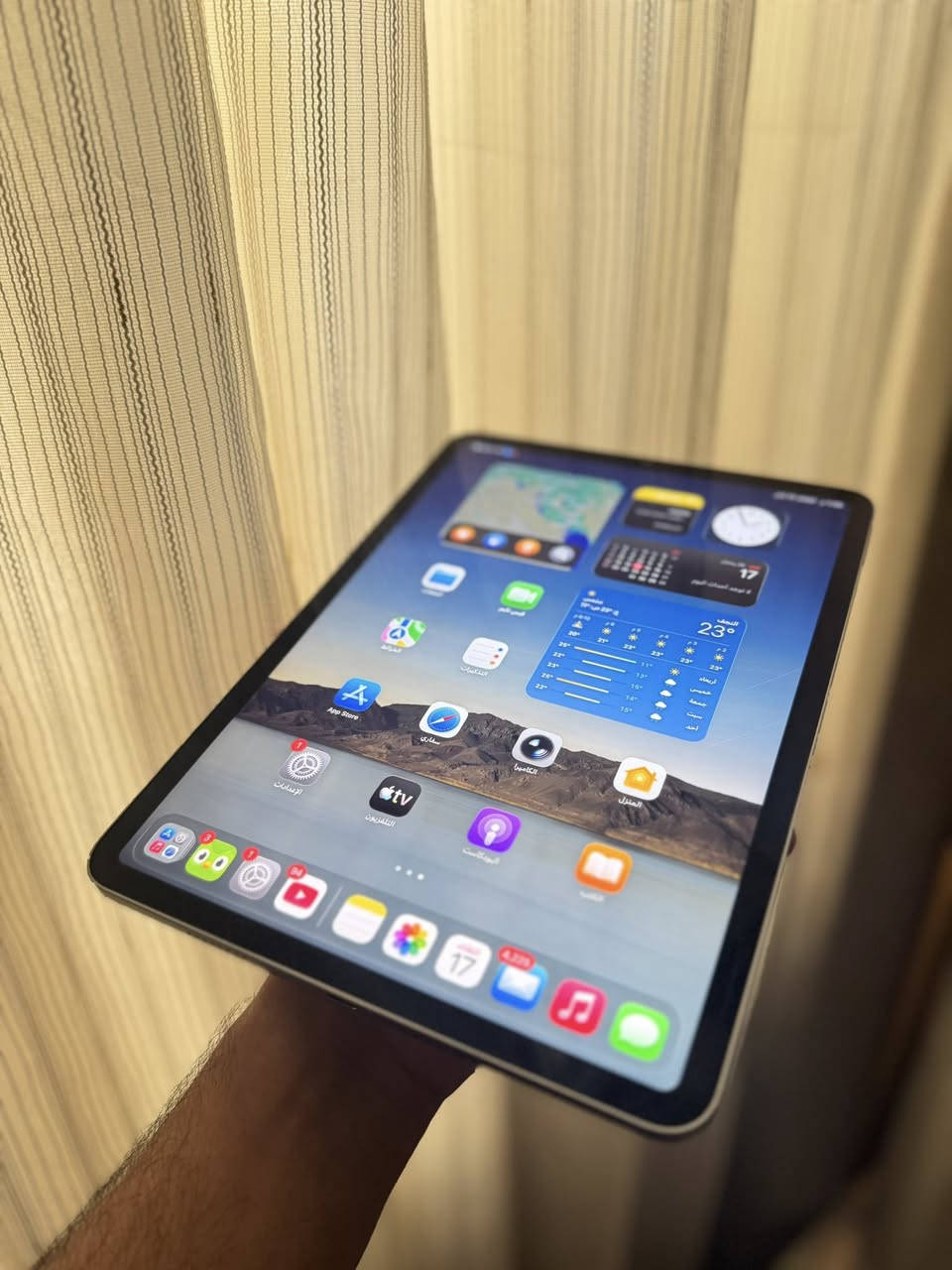 ايباد 11 ذاكرة 128 بطارية 86 ويا كارتونة ما مفتوح
مكاني النجف *********** سعر 640 الف عندي سماعه هايبر اكس وتوصالة الي يريدهن سعر وحد 
بدون مراوس فقط بيع
توصيل ما عندي
