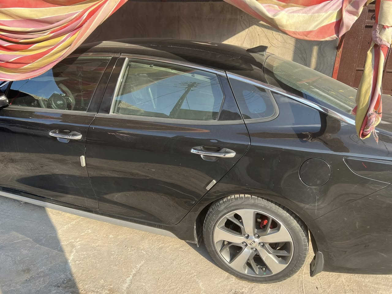 للبيع🔖🔖

كيا اوبتما 2016 لون اسود خليجي فوول مواصفات Gt line 2400

معروفه مواصفات بعد ميحتاج احجي 

رقم بغداد تحويل ثاني يوم

حادثها 3 قطع صبغ لكن ضربتها خفيفه( البنيد والجاملغ خلفي والباب الخلفي ) 

واصفات السيارة :

بنوراما 

رادار امامي خلفي كاميرا 

كشنات تدفئة تبريد

مقاعد كهرباء 

رادار جانبي 

قيادة شبة ذاتية وتحذير لخروج عن لمسار 

حساس خلفي 

اوتو بريك 

فول تحكم ستيرن 

شاشة كبيرة تدعم كار بلي واندرويد 

كامرة مسار خلفي دواره 

اشاير بالمري 

ثلاث وضعيات قيادة: نورمال .ايكو.سبورت

بلوتوث اواكس 

لسيارة كلش معتني بيها ادامة كل فتره وبانزين محسن

ودهن اصلي 

تخم تايرات  جديد  قبل شهرين مبدلهن  

وسيارة نظيفة تجي وتفحص 

السعر 145$ وبيها مجال للشراي 

استفسار اكثر اتصل وبيك خير وتدلل 

واتساب /***********
