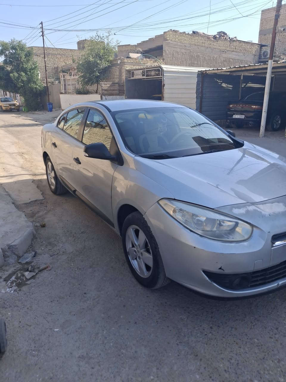 رينو مديل ٢٠١٣ مكفوله من ضربه وصبغ السعر 55 رقم الهاتف ***********
