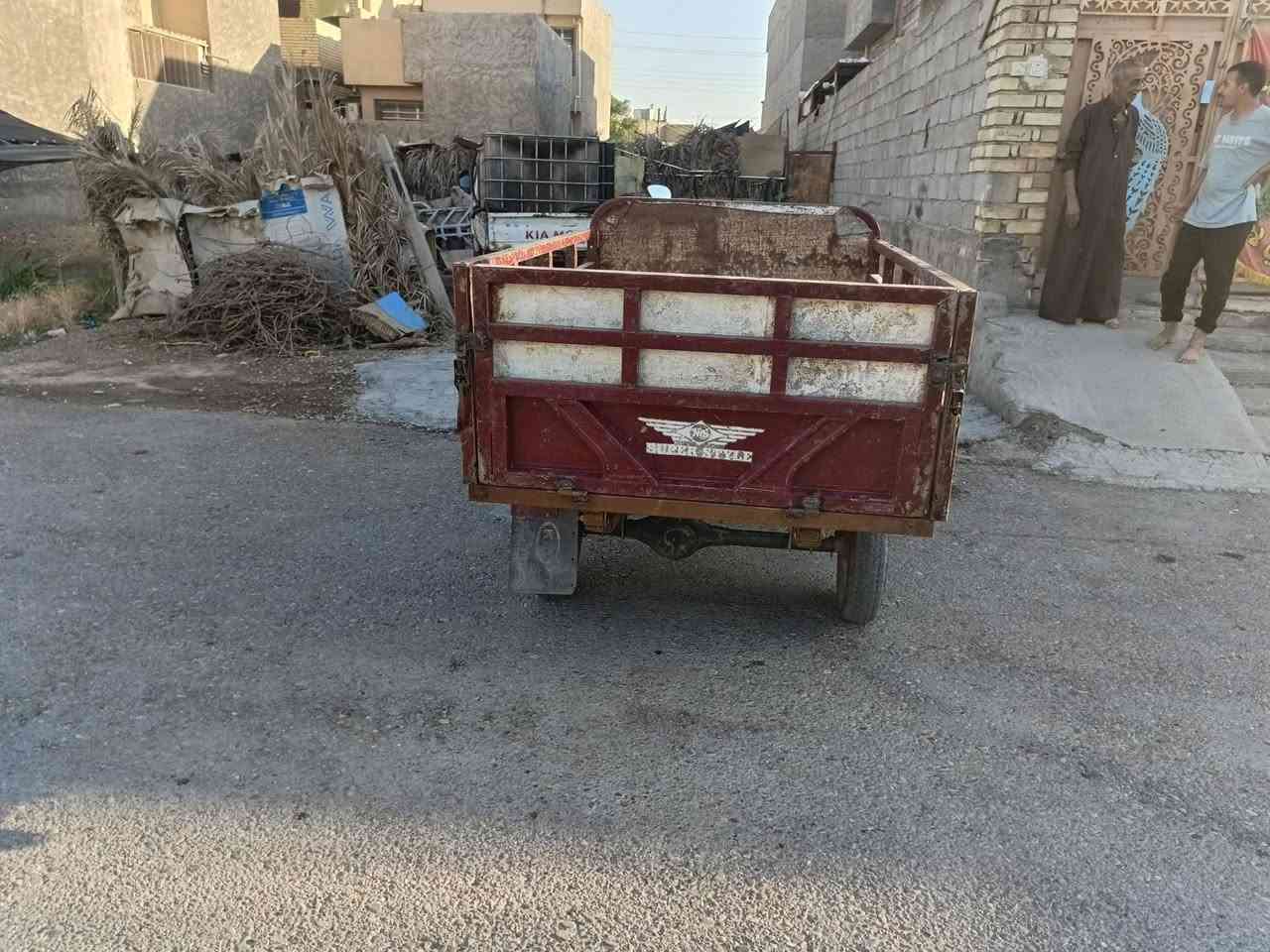 سلام عليكم ورحمه الله وبركاته عني ستوته للبيع سعر 850الف وبيها مجال ستوته فحل عالي ***********
