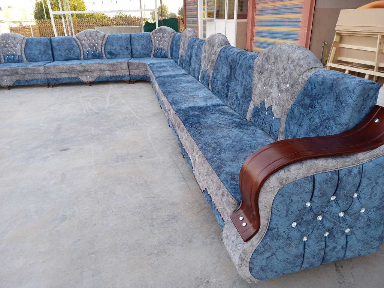 اثاث ودوشمة كرار الكوفي
يقدم لكم افضل العروض
للاستفسار الاتصال على الارقام ***********)/(***********) واتساب

عنوانه الجديد  حي ميسان شارع الجوهره قرب مدرسه نون

تفاصيل العمل👀 
✅القماش درجه اولى
✅ والاسفنج المميز أول  العراقي٧سم
✅ والخشب الجام الروسي انج ×انجين
✅وبلوك بلاويد خشب 15ملم 

شغل درجه اولى👍 
ملاحظه كل المواصفات الي وصفتها بلمنشور اذا ماتلكاها بلشغل  لاتستقبل  شغلنا ✌️
عملنا  مصداقيتنا  😍
✅ضمان الشغل 5سنوات 

  
للاستفسار الاتصال على الارقام  التاليه واتساب*********** 😍😍
#***********
