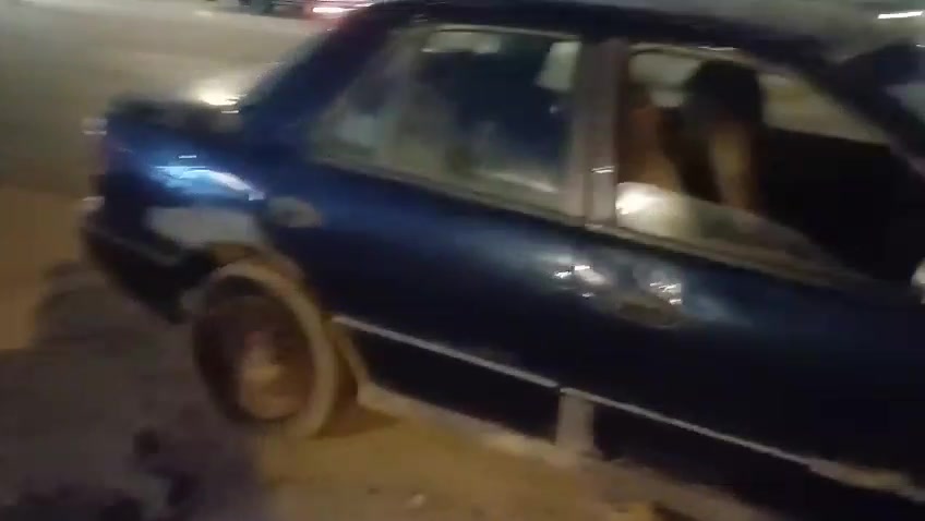 السلام عليكم لبيع بس عطله ماعرف 
ماعرف شبيها اريد ابيع بلاديه رعيه يمي 
رقمها نجف سياره مديل 94 السعر 16 وبيه مجال الطيبين تعال شوفه تدلل مكاني نجف ابو صخير مناذره ***********.   ***********
شنو نوع السيارة بالضبط وموديلها الكامل؟: 
مديل 94
شنو الأعطال أو المشاكل اللي بيها هسه؟ وهل تمشي لو واقفة؟: 
واقفة ماعرف شنو عطله
هل السيارة عليها أوراق/سنوية/رقم نجف وسجلها قانوني؟: 
كمله رعيه يمي رقمها نجف
هل بيها صدمات أو رشة أو تبديل بأي قطعة من قبل؟: 
لا بلاديه
السعر 16 مليون نهائي لو بيه مجال للمساومة؟: 
16 بيها مجال تدلل تعال بيك خير