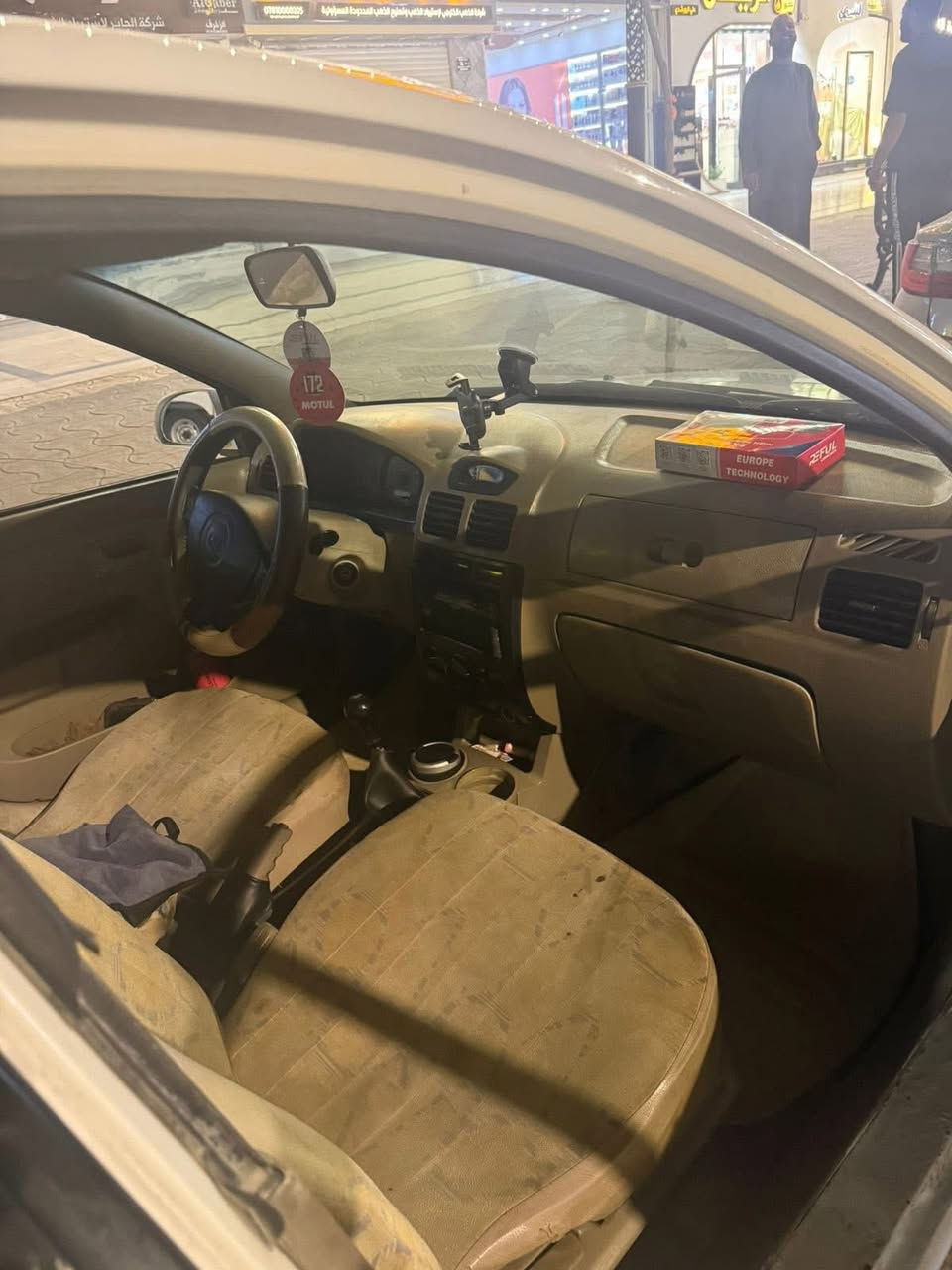 كيا ريو 2004
گير ومحرك جدد وتبريد ثلج رقم انگليري مميز السيارة حلوة گير عادي 40 وبيها مجال للأستفسار ***********
