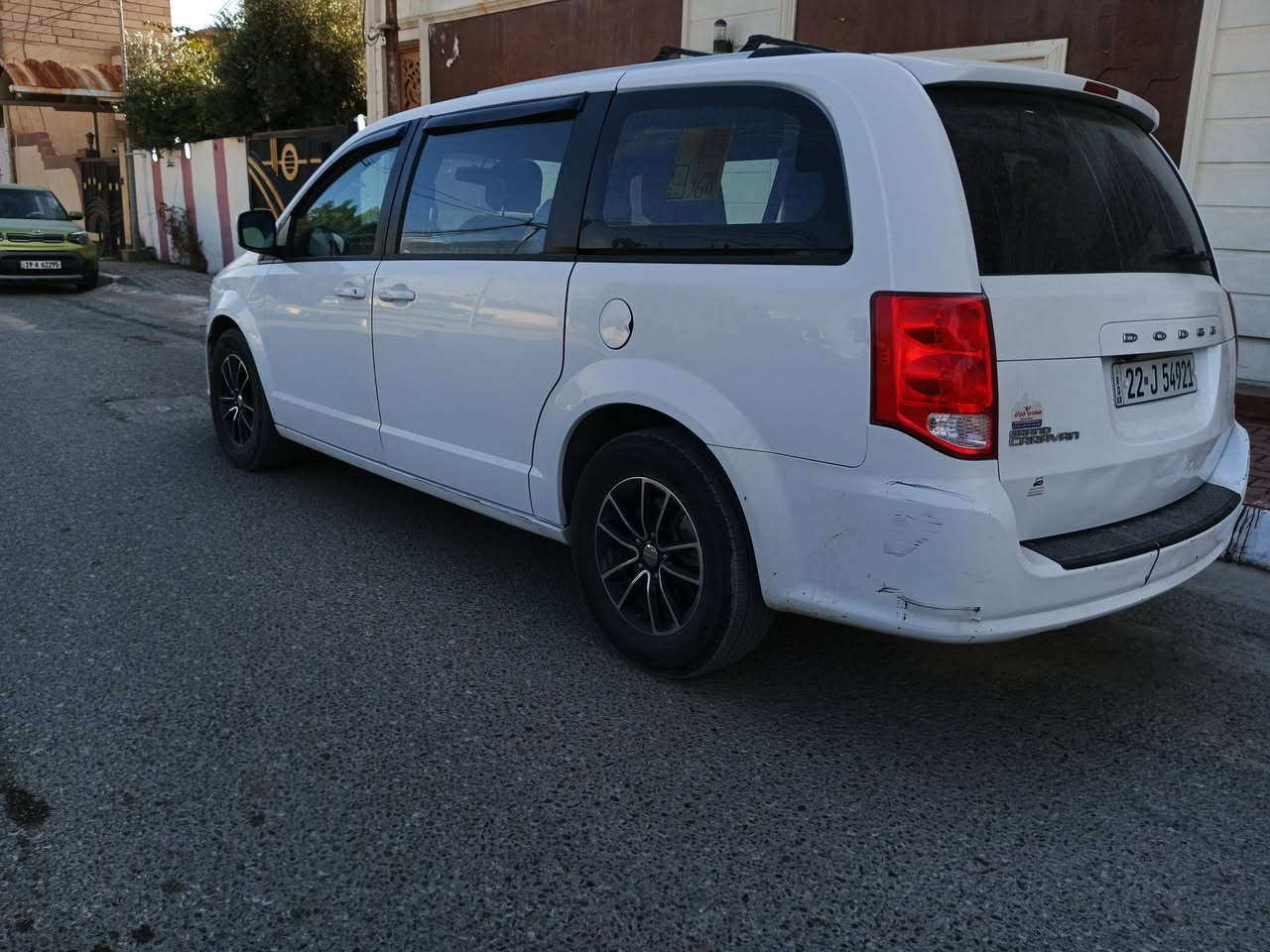 السلام عليكم دوج كرفان موديل 2018 مكينه وكير كفاله مواصفات شاشه كامره خلفيه حساست خلفي امامي جديده كهربائية فول شغال تبريد 3قطع سبعة 7 راكب حداديه خلفي امامي جديده حدثه جوملغ وباب جهت اليمنه فقط وباقي كفاله العنوان كربلاء السعر 158زبيه مجال بصيط حك الجيه انتصال فقط ***********//***********
