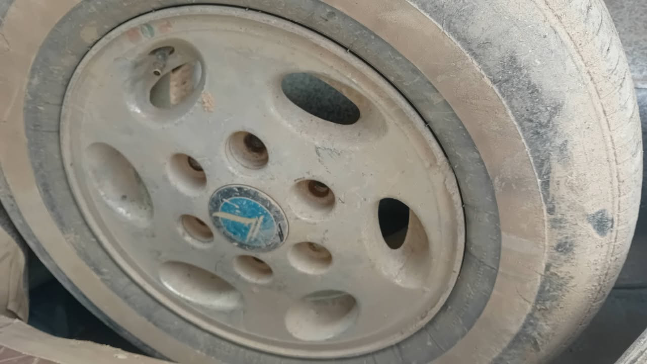 ٤            ١٤                  ***********
