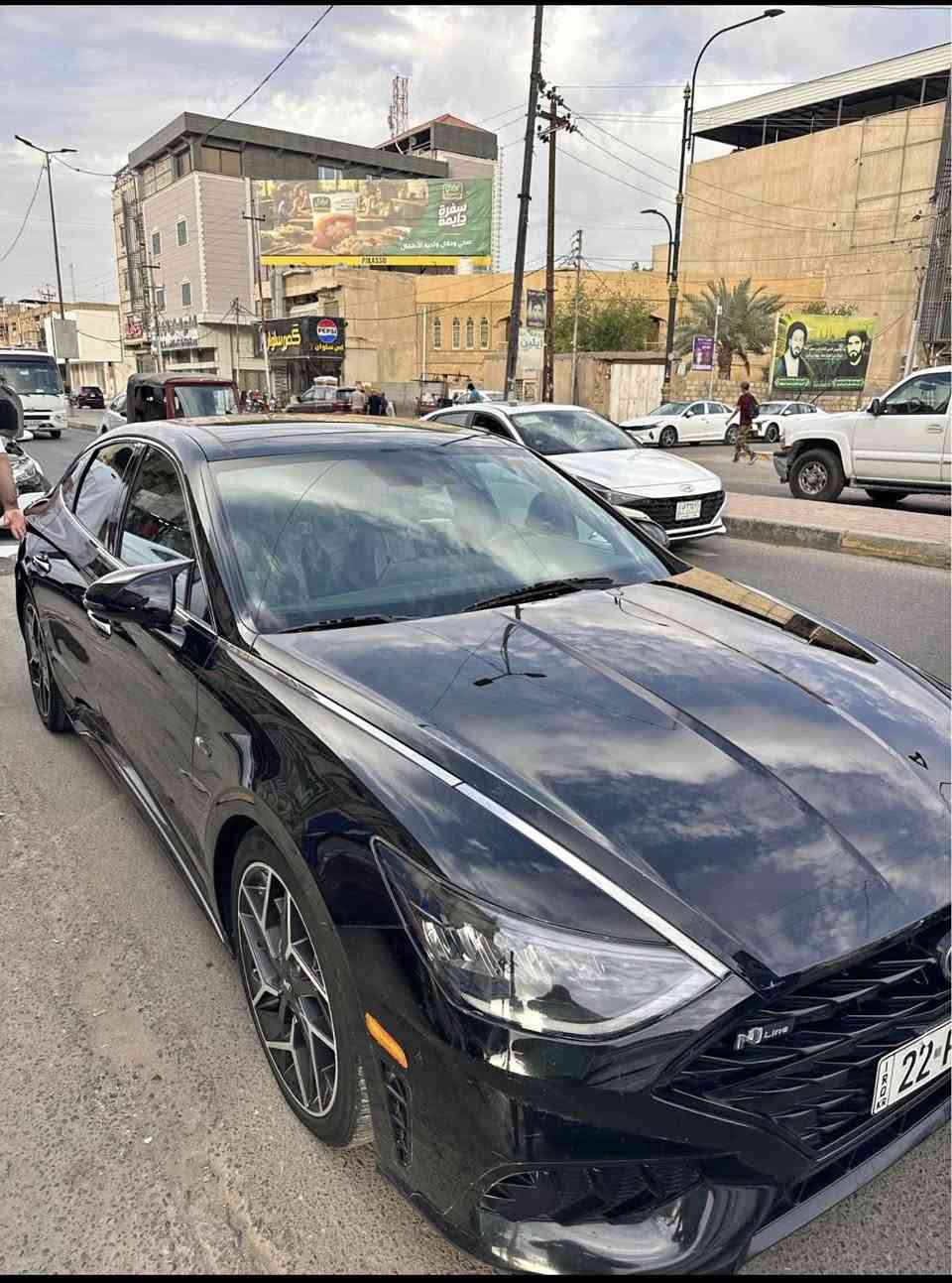 السلام عليكم 
سوناتا موديل 2021 ان لاين 
‏‎‏‎مكينة ٢٥٠٠ تربو ٢٩٠ حصان 🚀
ماشيه 130,000 كم
للبيع او مراوس حسب القناعه ب 23 او 24
‏‎‏‎كير دبل كلج ٨ سرعات  
‏‎‏‎كشنات رياضي مختومة مطعم جلد وكنتارا 
‏‎‏‎ تدفئة كشن 
‏‎‏‎12 سماعة  
‏‎‏‎٤ وضعيات قيادة (normal - sport - sport+ - custom) 
‏‎‏‎إنارة داخلية 
‏‎‏‎ماسحات اوتو (بالامطار)
‏‎‏‎صندوق ذكي يفتح عند الاقتراب
‏‎‏‎لدات اماميه 
‏‎‏‎لايت زنون 
‏‎‏‎اوتو هولد 
‏‎‏‎هاند بريك بصمه
‏‎‏‎نظام المحافظه عل خط المسار 
‏‎‏‎نظام النقطه العمياء 
‏‎‏‎شاشه ديجيتال
‏‎‏‎كيجات الكتروني 
‏‎‏‎نظام ترحيب صوتي 
‏‎‏‎كرسي السايق والسكن كهربائي
‏‎‏‎رادار امامي 
‏‎‏‎رادار خلفي 
‏‎‏‎رادار جانبي
‏‎‏‎مود درايف 
‏‎‏‎اشاير بالمري 
‏‎‏‎تبريد قطعتين (منفصل )
‏‎‏‎كروس تثبيت سرعه 
‏‎‏‎بصمه بيبان مخفيه 
‏‎‏‎بصمه تشغيل‎
 حادثه باب وجاملغ امامي 
دعاميه خلفيه صبغ
سعر 165 وبيهه مجال بسيط 
للآستفسار ***********

البصره الجمهوريه
