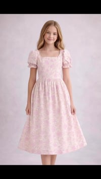 فساتين بناتية • اسعار مناسبة • توصيل هيت