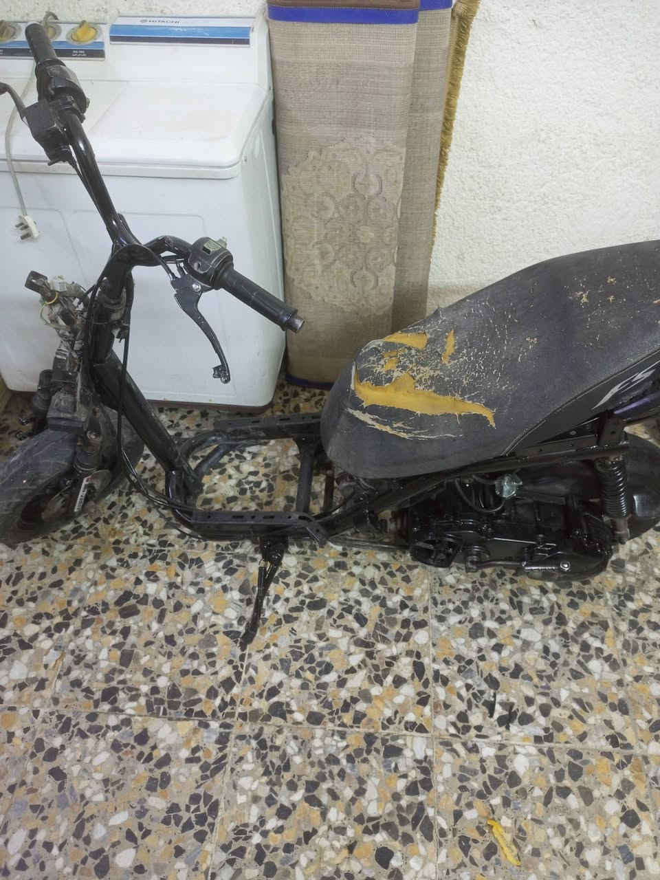 سلام عليكم دراجة ماكس عدلة للبيع شغالة هندر بس الهندر مالها خارط عوزا عرموطا يعني ميكلفك 5تالاف محرك لاتبخير ولانضخ شلعا معدل سعرها 150مكاني مدينة الصدر سوق العورة والشراي يتصل ***********
