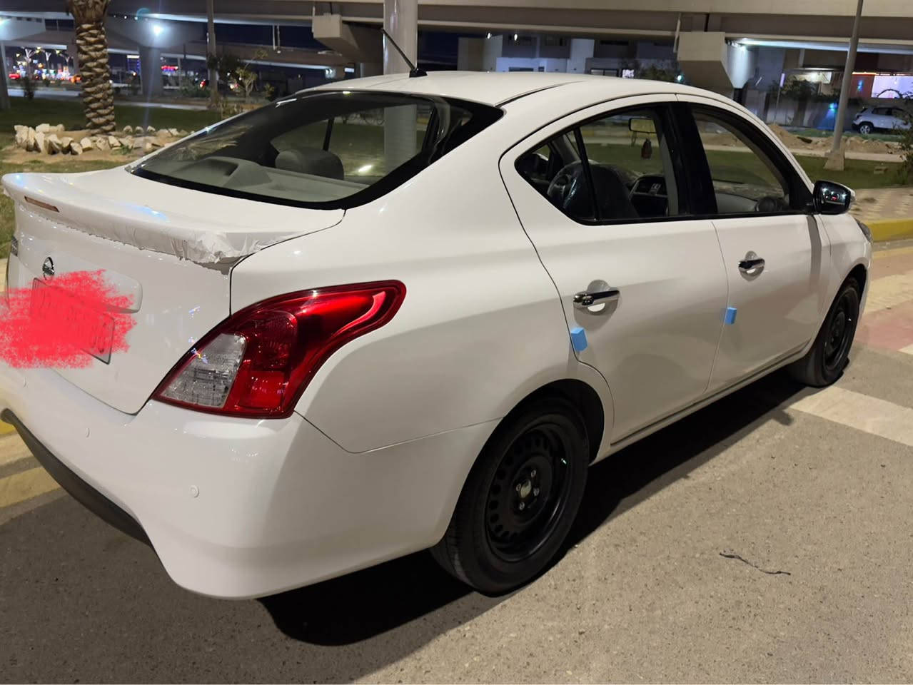 سلام عليكم 
نيسان صني للبيع موديل 2024
ماشي 45الف 
رقم أربيل سنوية كلها جديد 
بطاقه بانزين موجود 
4جام كهربائي 
تبريد خلفي 
كامرة حساسات خلفي 
مكفول من صبغ وحالوب فقط بيها تعديل بارد 10سم
محرك وگير  بشرط 
سعر 120بيها مجال 
عنوان كركوك
☎️ *********** كركوك, العراق
