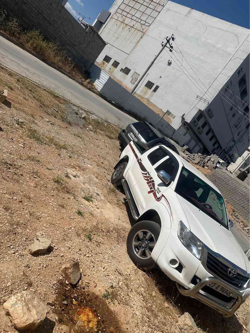 Toyotaمه رزييه ده بل ئه كسل 2012بي بوياخ يه ك په له ساردي هه يه وه ك شه ريكه وايه هه مو گياني به شه رت گيرومه كينه نه كراوه ته وه جوارتايه و ويلي لوك به ناوي خومه وه يه تا٢٠٣١تازه يه ته حويل خه رامه هه موكياني به شه رت زور نازداره ماشه الله زژماره*********** السليمانية, العراق
