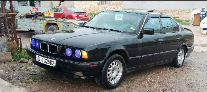 🛫السعر    ٤٢ وبيها مجال لشرايBMW✈️
اسود غير محدد.♓️

سلام عليكم للبيع 535  كير عادياصل وفصل وبليته 🆔

كير ومكينه بشرط ✅

موديل 1991✅

بجم كله جديد لايت وسكن كلا شغال ✅

طخم ويل كب صقر نضيف حيل ✅

مصبوغة جديدن✅
 سنوية 29  وكربون اكتروني  اموجود✅ 

داخل حلو ونضيف ✅

تبريد + تدفء شغال ✅

طخم تاير جديد بتري جديد ✅

مكاني موصل ايسر ✅

واتساب موجود ✅

☎️***********‬
