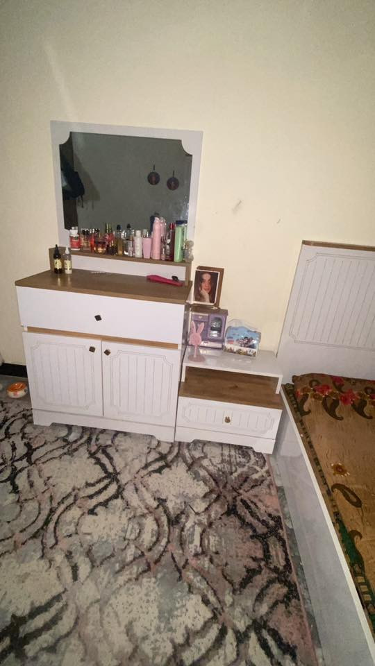 بيع غرفة نوم نظيفة ترهم مال شخص واحد سرير يكون نفر ونص الي حاب يشتريها خاص


**إذا كنت صاحب هذا الإعلان وتريد حذفه لأي سبب، رجاءا أرسل رسالة إلى الدعم الفني**