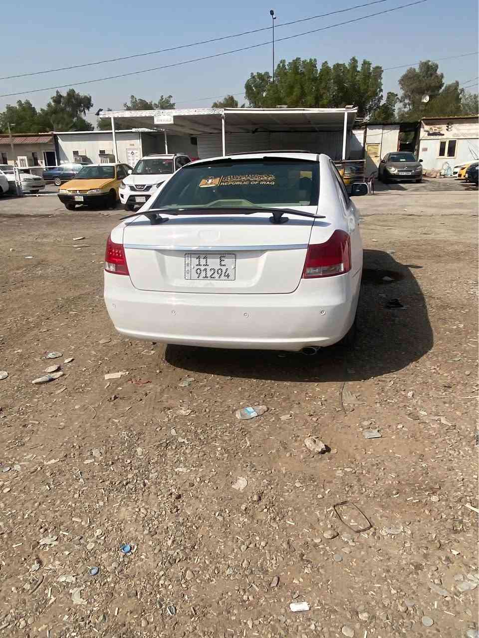 مكفوله من الحادث والشاصي والكير والمكينه 
صبغتها حزام جماليه موجودة صورها أثناء الصبغ وقبله 
كامله ما ناقصها شي كلها جديدة اي خياس ما بيها 
سستم صوت دمام السيارة كلها بلاديه ماشيه ٦٥ الف 
السعر ٧٣
*********** بغداد, العراق
