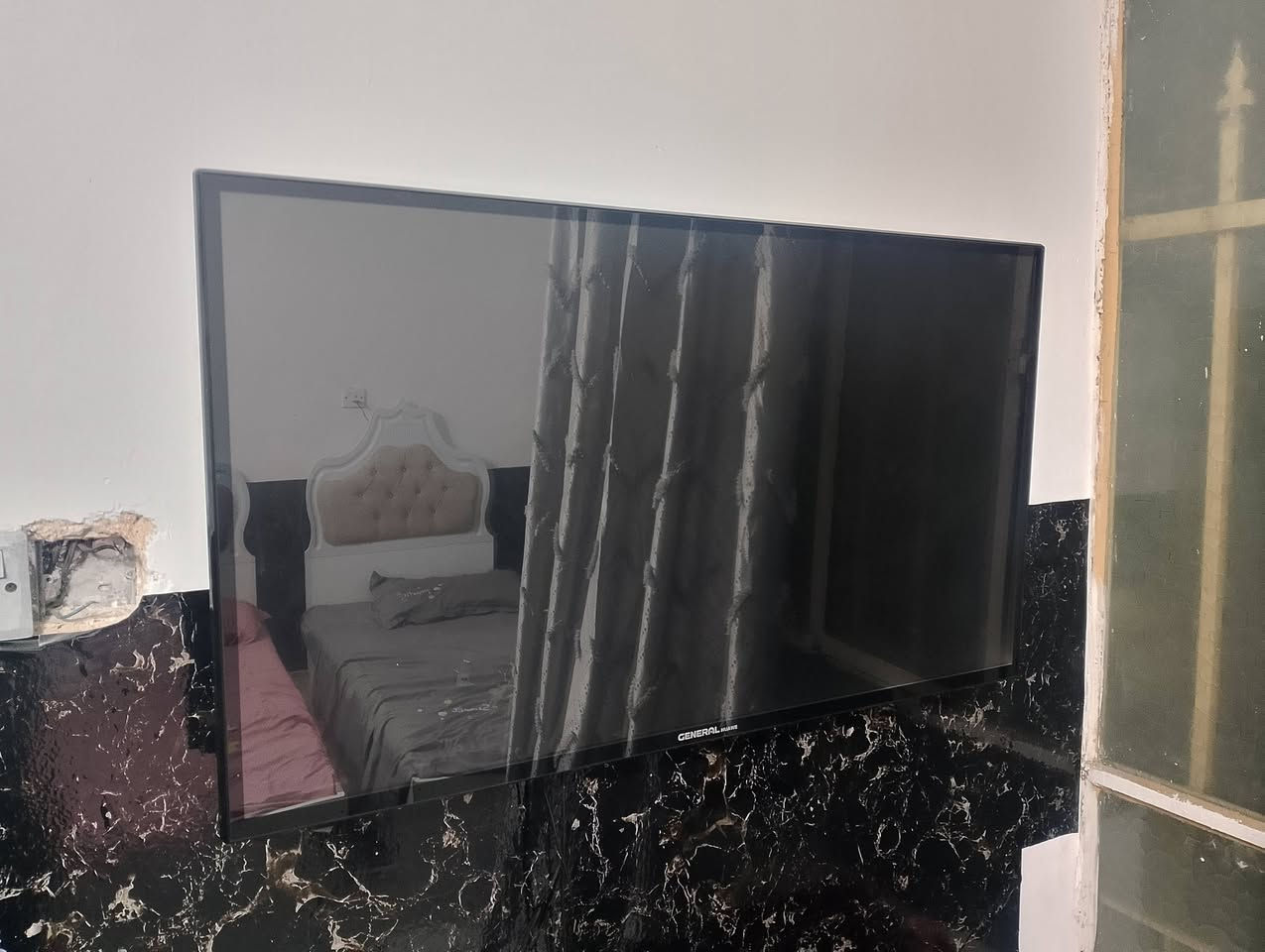 مرحبا
غرفة تركيه للبيع السعر 500
بغداد البلديات شارع المصرف 
التواصل خاص 
شاشة حجم 43 سعر 300


**إذا كنت صاحب هذا الإعلان وتريد حذفه لأي سبب، رجاءا أرسل رسالة إلى الدعم الفني**