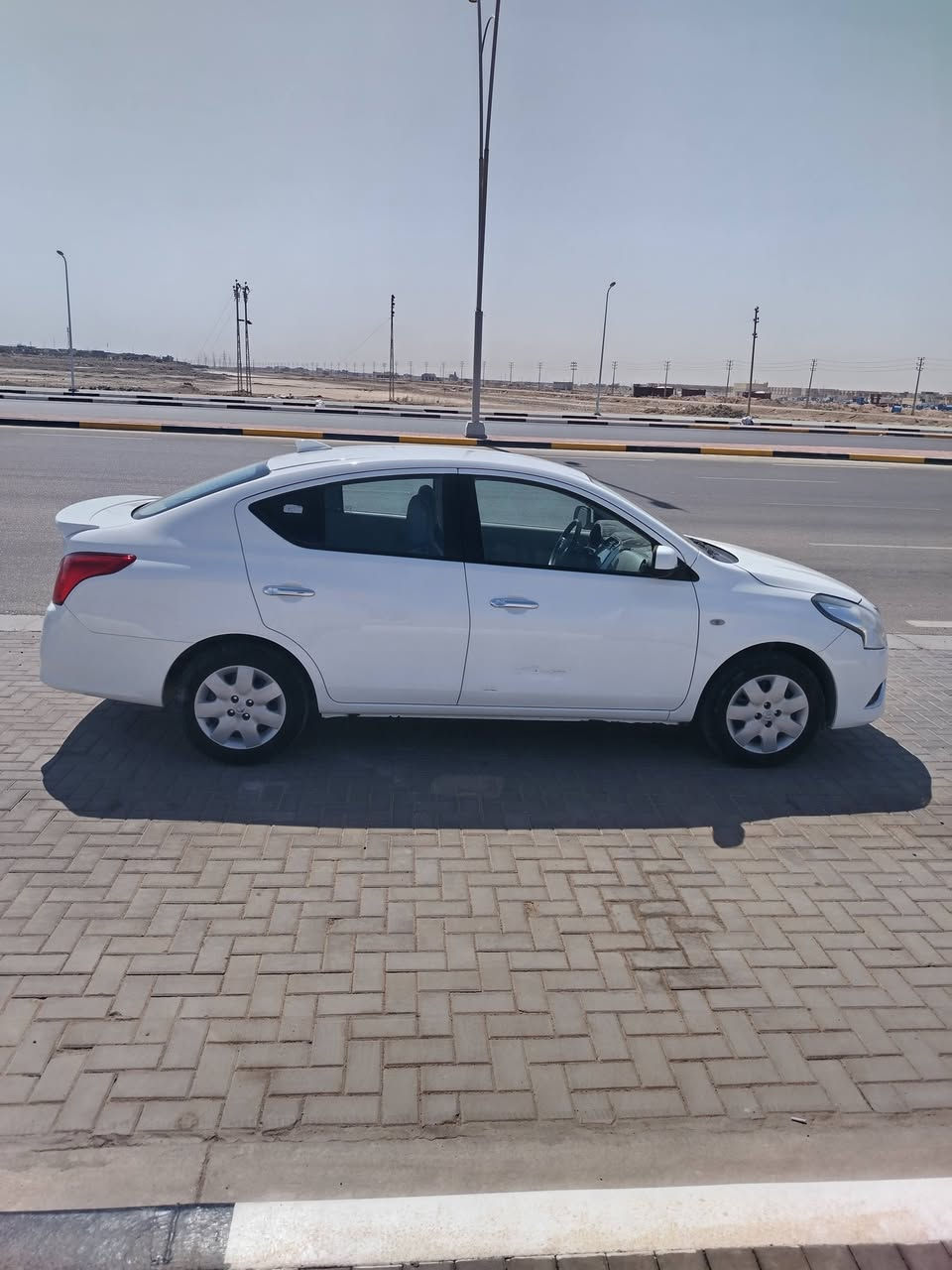 السلام عليكم نيسان صني هندي بليتة زرگة  موديل 2024 رقم اربيل تريد وكالة تريد تحويل سنوية لل2030. هزة لل 2027 السيارة ماشية 40 الف دوشمة كشنات
لايت زنون  السعر 123 وبيهة مجال العنوان البصرة الزبير للتواصل ***********
