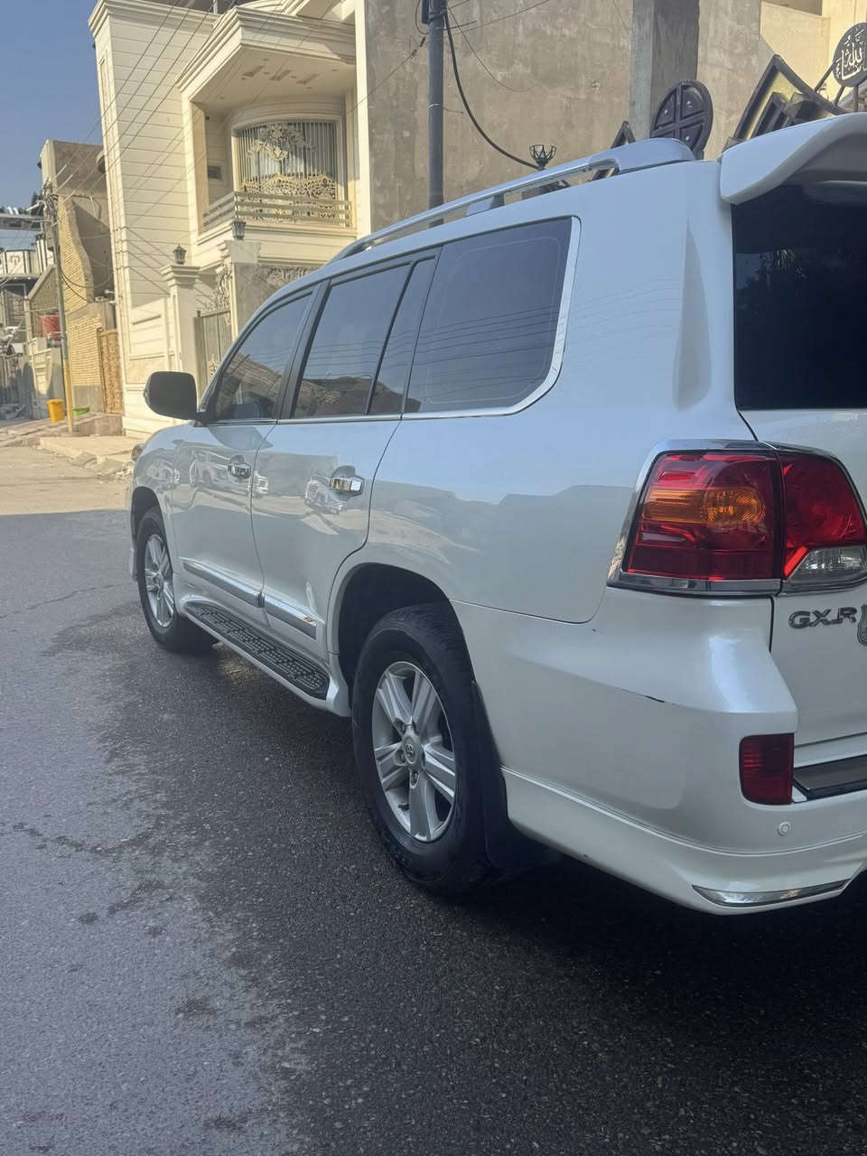 لاندكروزر جكسار  موديل ٢٠١٤  رقم بصره ماشيه ١٩٠ الف كيلو 
ثمانيه سلندر. سياره كفاله من ضربه والحادث والصبغ فقط باردات. ما مبينات. السعر ٣٦٥ ورقه  موجود بالبصره  الشراي يتصل ***********

