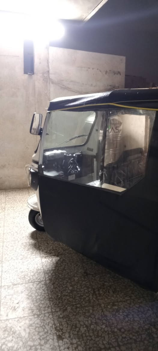 تكتك للبيع تفي س زيرو صار شهر من نزلتهه مكفوله كفاله عامه من كلشي مكاني الامين  الثانيه الشراي يخبر ويدلل ***********
