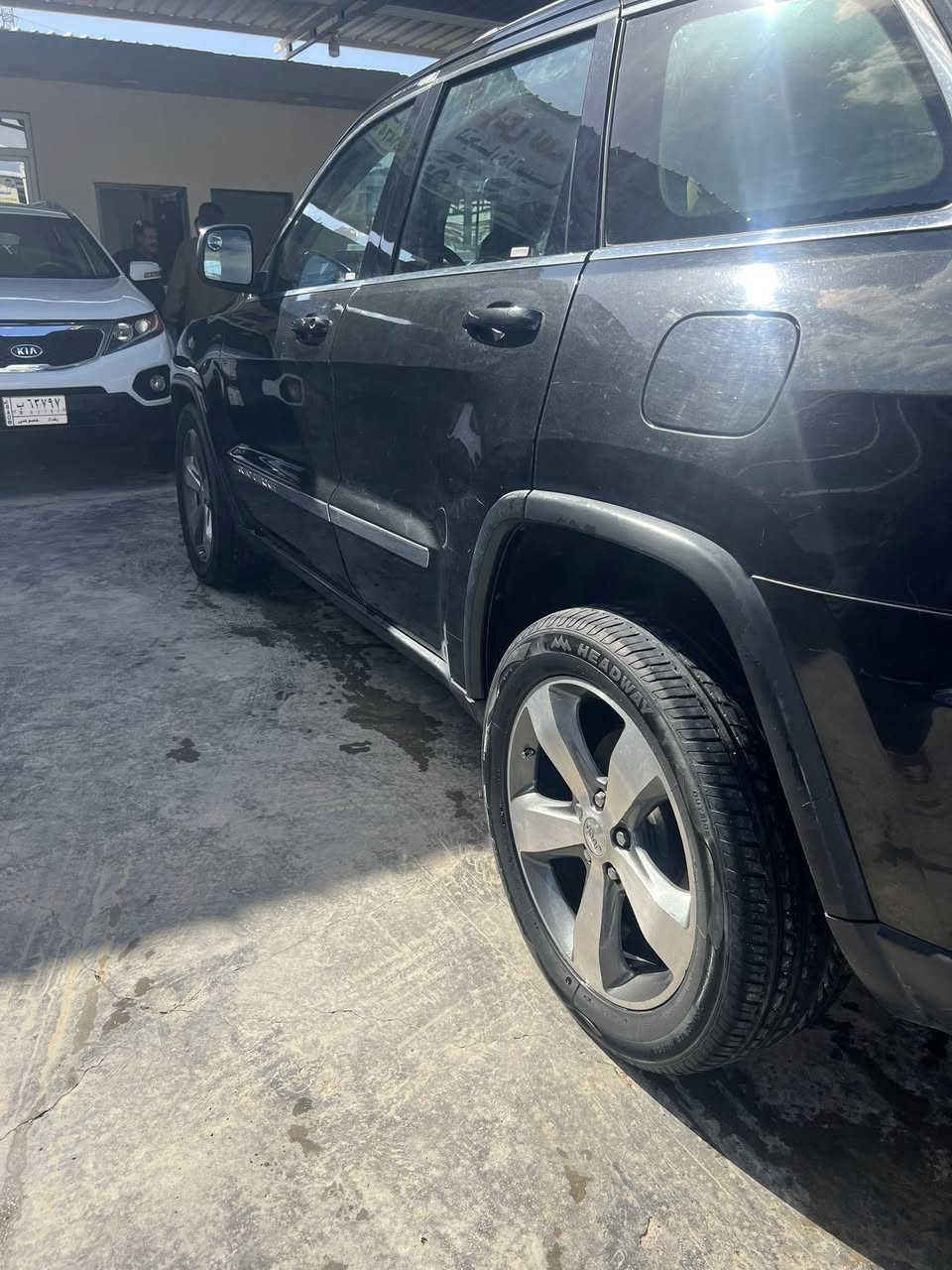 سلام عليكم 
جيب لاريدو موديل 2012
سياره حيل جديده لايوجد صبغ ولامعجون ولابارد ولاضربه داخل سياره مكفوله  مكينه حاويه  گير مكفول 
حداديه تبريد  مواصفات تشغيل عن بعد بصمه كشنات كهرباء مواصفات فول عدا بونراما بيه 3قطع تبديل شركه اصلي نفس لون سياره جديده معنه الكلمه حيل جديده 
السعر143وبيه  مجال بسيط
مكان السياره بغداد رقمه بغداد  
سنويه باسمي  نفاذ السنويه 2029
رقم الاتصال 

‭٠٧٧٦ ٢٤٥ ٣٥٩٩‬
***********
