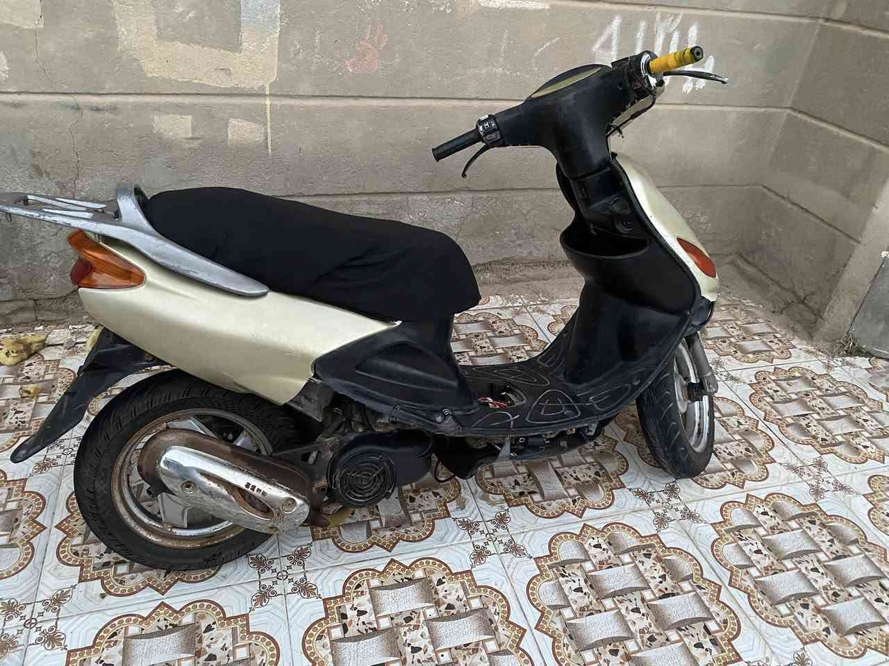 السلام عليكم دراجه اكزز للبيع نضيفه خوش دراجه شغاله وبيه شلعه بس الكزوز شوي يرادله لحيم السعر 200 وبيه مجال قليل مكاني أبو الخصيب علق وجيك خاص


**إذا كنت صاحب هذا الإعلان وتريد حذفه لأي سبب، رجاءا أرسل رسالة إلى الدعم الفني**