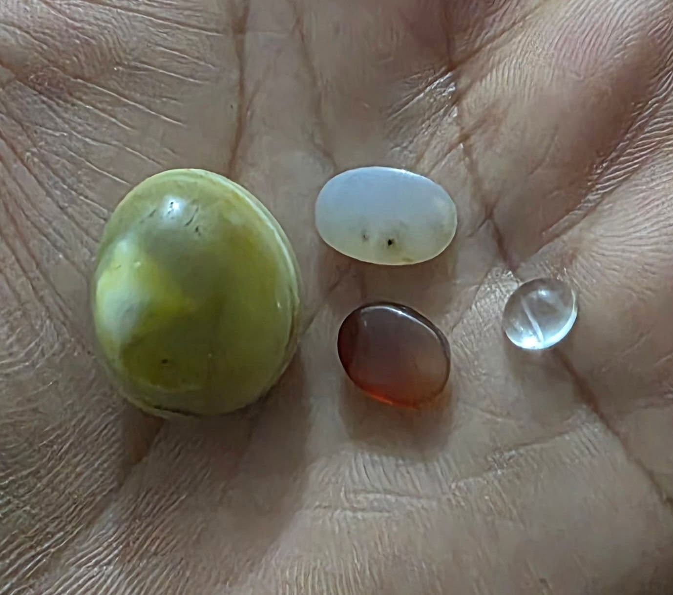 سبحة يسر ناعمه مصري اصليه وحجار ثنين يمانيات اصليات ذمه وحجره دره ناعمه كلش وحجره سليمانية كامله ومشكولة ومعطف شراي يجي خاص


**إذا كنت صاحب هذا الإعلان وتريد حذفه لأي سبب، رجاءا أرسل رسالة إلى الدعم الفني**