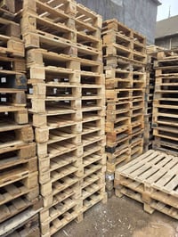 سكيب 100×120 نضيف العدد200 السعر 6 مكاني بغداد 07736513805