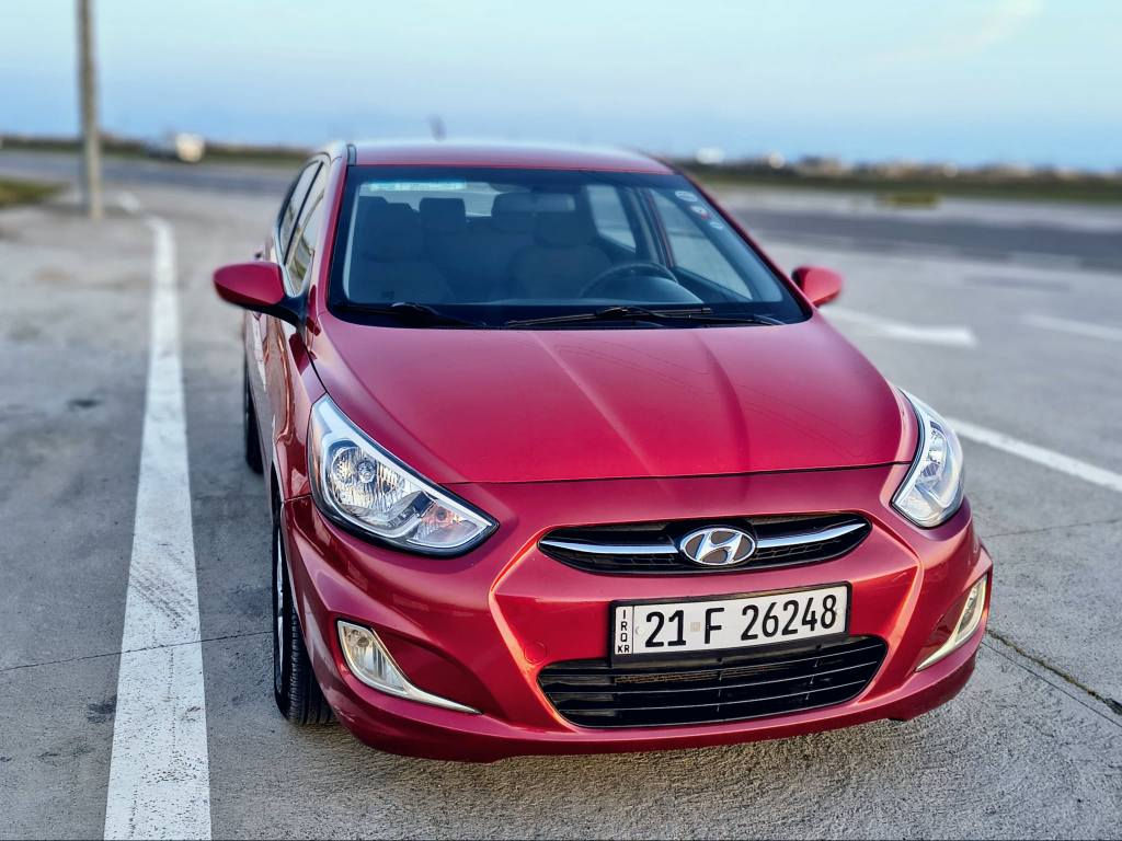 هۆندا اکسێنت 2017لەسەر دەقی شەریکە ماوەتەوە کامل اڕباک بیلا شەریکە هیچ اڕباکێک نەتەقیوە  فوڵ مواسەفات بەس سڵایت نیە  absدژەخلیسک تحدید سورعە کوشن هیتەر هەر چوار تایە  تازه حاسە چوارجام کارەبا ده بڵ گێڕ ئۆتۆماتیک عادی سەنەوی تازە 164هەزار کیلۆمەتر ڕۆیشتووە پێش و دوای کەپسە کامل اڕباک شەریکە  گێڕو مەکینەی نەکراوەتەوە سەرف ده نگ بوخاری نیە....
 سعری 90گەڵاو مامەڵەیەکی کەم
شوێن دوکانی سیاحی 
ژم ***********        *********** دخان, السليمانية
