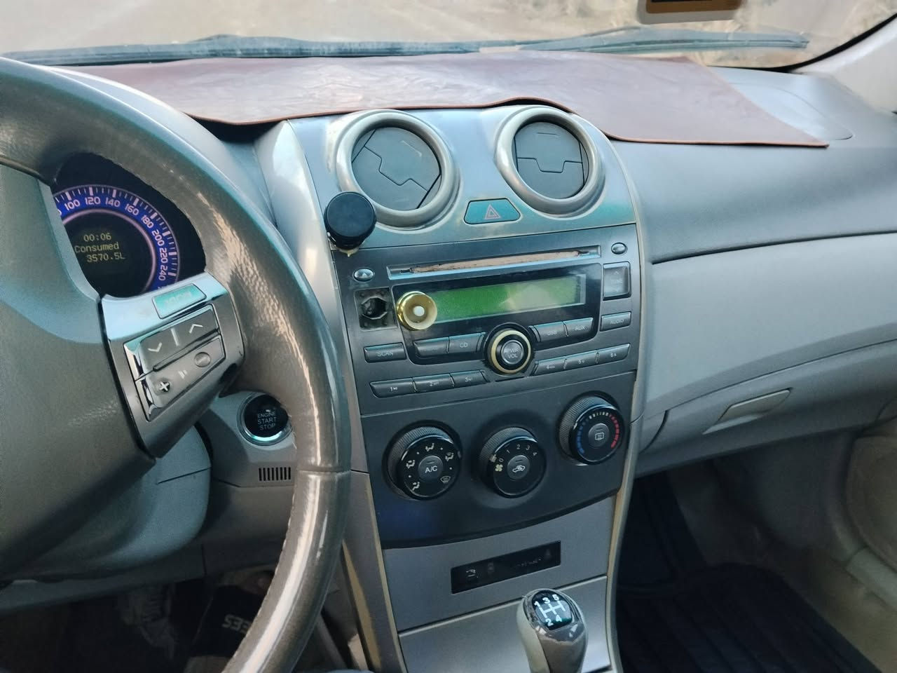 السلام عليكم
بي واي دي 2013.  G3  رقم بغداد
محور مكينة 
كير عادي
السعر 42 المكان بابل الحصوة كير ومحرك مكفولات
هاتف ***********
