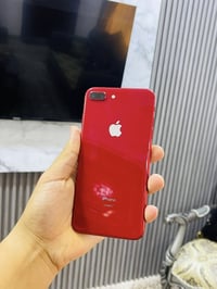 آيفون ٨ بلس • ذاكرة ٦٤ • بطارية ١٠٠٪
