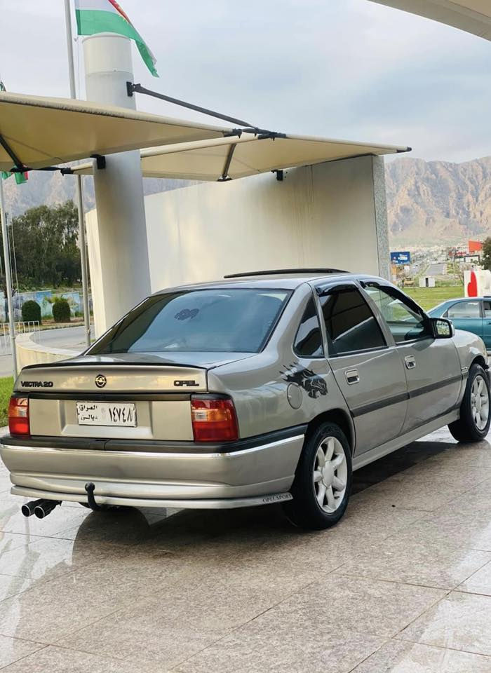 ئۆپڵ ڤیکترا مۆدێل ٩٣ مەکینە ٢٠
گێڕعادی،، دووجام کارەبا
کوشن جلد،، سڵاید
بەشەرتی گێڕو مەکینە
ئاڕم پلاستیکی سلێمانی
بڕاوەو ئەوەلیاتی بەشەرت
0773 610 3030
0751 1717172
