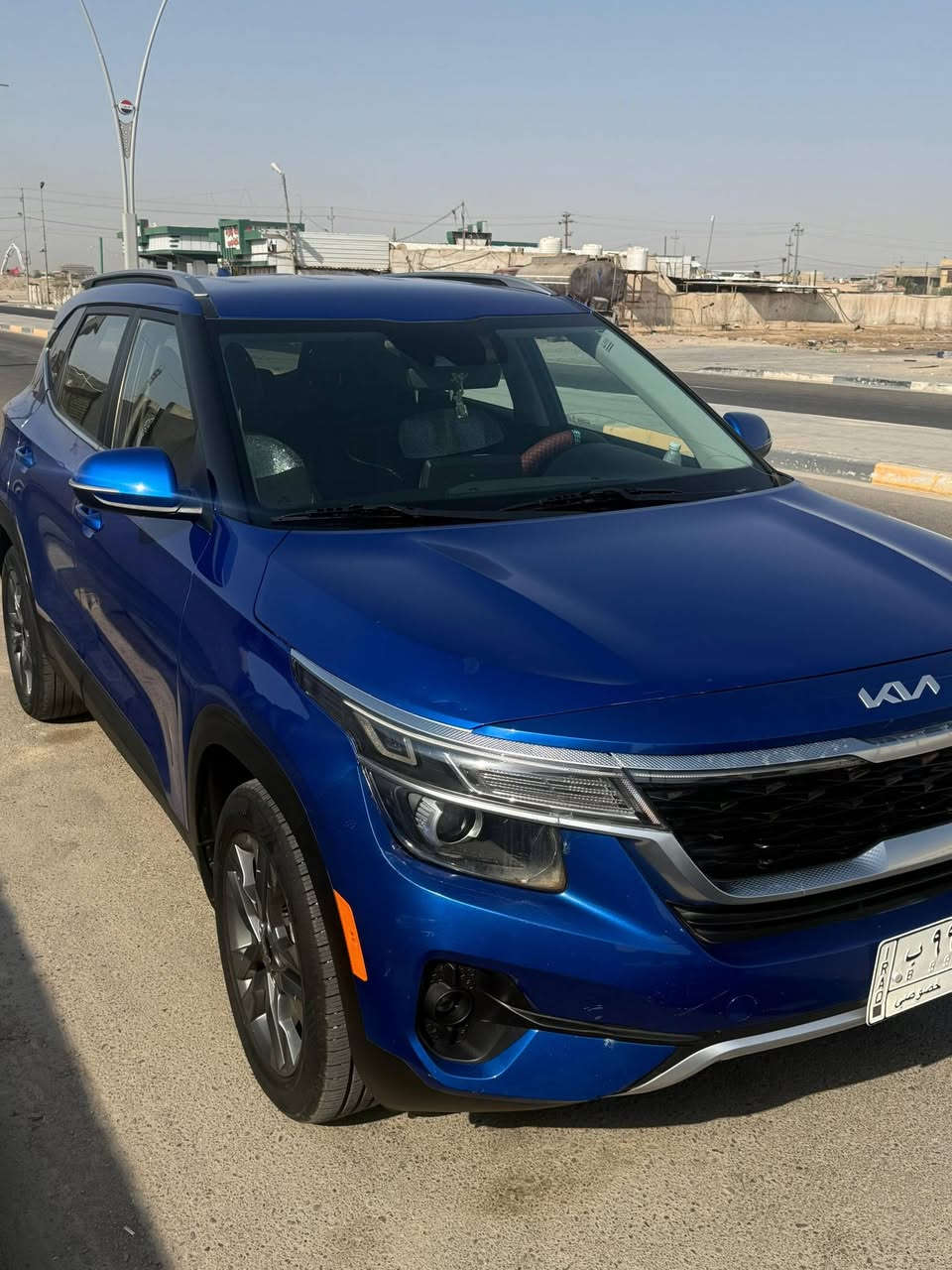 السلام عليكم
كيا سيلتوس  امريكي 
 بأسمي رقم بصرة  موديل 2023
محرك 2000 دوش

ثلاثه انظمة قيادة نورمل ..سبورت .. سمارت

بصمة  شاشه متصله كاري بلي

تبريد شاشه واناره داخليه LED لمس
تجوه خلفيه حاملة اكواب 
رادار امامي 
رادار خلفي 
رادار جانبي نقطة عمياء 
رادار تنبيه عند فتح الأبواب 
توقف ذاتي ….اطفاء ذاتي  في حالة الوقوف  تقليل صرف البانزين 
قيادة ذاتية 
مانع انزلاق
نظام صوت 
تبريد قطعتين خلفي + شاحن تايبسي
كامرة خلفي
اشاير بلمري 
لد امامي خلفي 
الحادث: موضح بالصور  فقط دعامية امامي و صندوق خلفي فقط تعديل بارد 

مكان السياره البصرة 
السعر175 وبيه مجال للشراي
لاستفسار ***********
