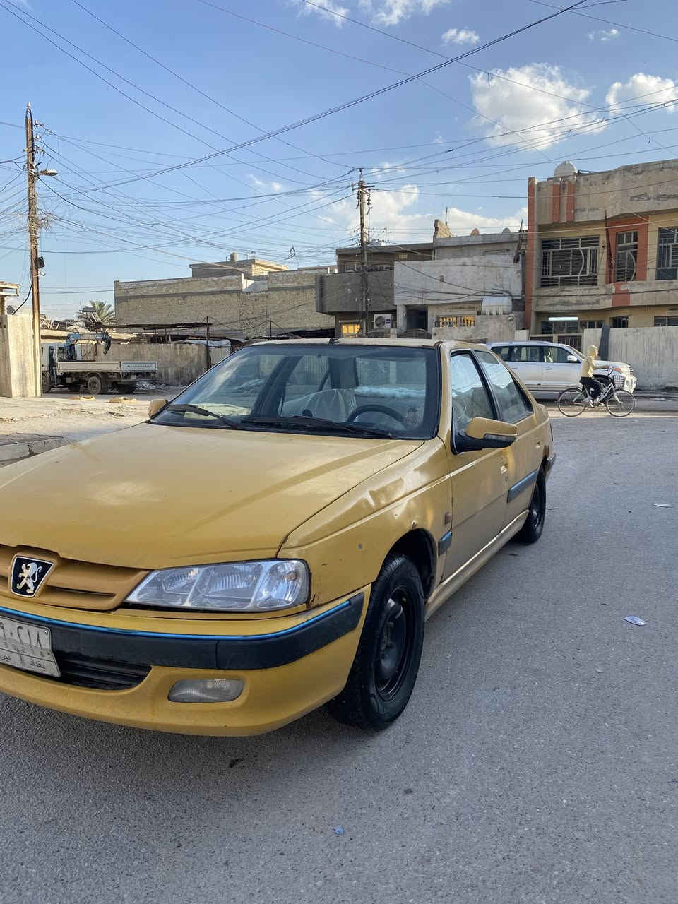 بيجو بارص
السلام عليكم بيجو بارص ٢٠١٣  سنويه ما ساقطه سياره خير من الله كامله كبل لشغل تبريد ثلج لا تنقيص ولا تبخير تحويل مباشر كهربائيات كل نقص مابيه السياره 
مبدل بنيد جماليه ومبدل صندوك جماليه وبيه بل كشر تلحيضات واضحات  السعر ٢٨ وبيه مجال بسيط
البلديات الصحفين 
رقم الهاتف ***********
واتساب ***********
