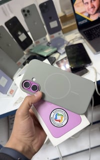 ايفون ١٦ ٢٥٦ • وردي • قفل