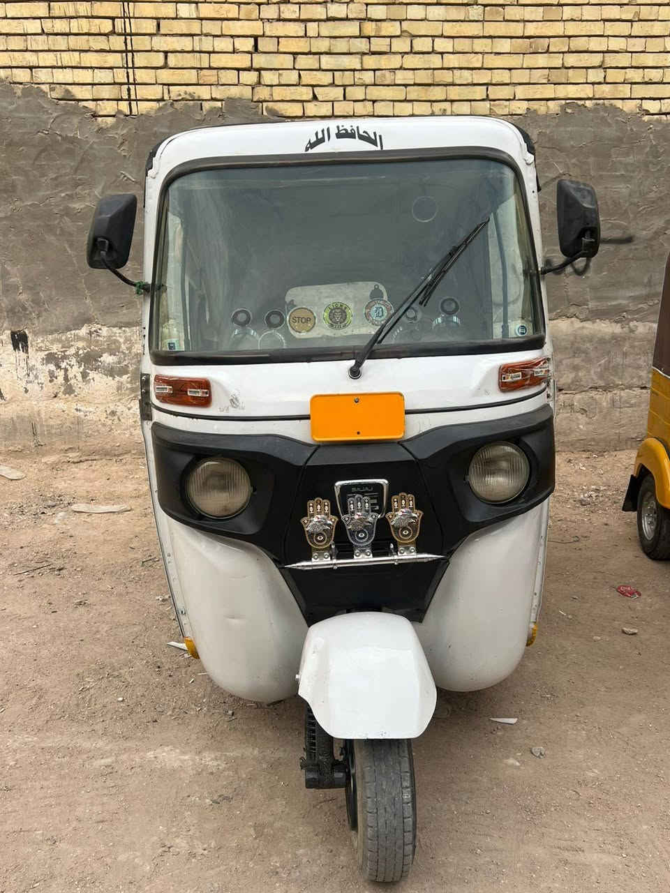 سلام عليكم اخوان هاي وجبه جديده تكاتك جاهزات واحد على واحد دوشمه جديده كاعيات سبع قطع مسجل تكاتك الف ما تصرف عليهن اوراق المديل عشرين ثنين سعر وحده 5250 العشرين وحده موديل 19 سعرها 4800 بيها مجال العنوان كربلاء امن داخلي شارع طارق الخيكاني وشاري بخدمته تفاصيل تكاتك بل فديو ***********///***********
