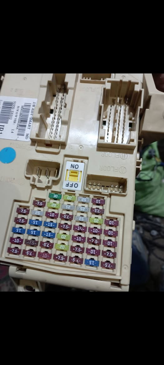 السلام عليكم
قواعد داخليه كوري عام 
للاستفسار 
***********
المڪان: الديوانيه، مرڪز المدينه.
