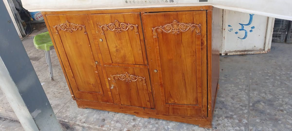 كراسي ستيل سعر15اواحدوبوفيه مترو20سعر85صاج ومندرمترين نفرسبرنك طبي سعر 40وسريرتفصال سعر40امغربه ***********
