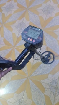 الكترونيات • مواصفاته معروفة • بدون وصف