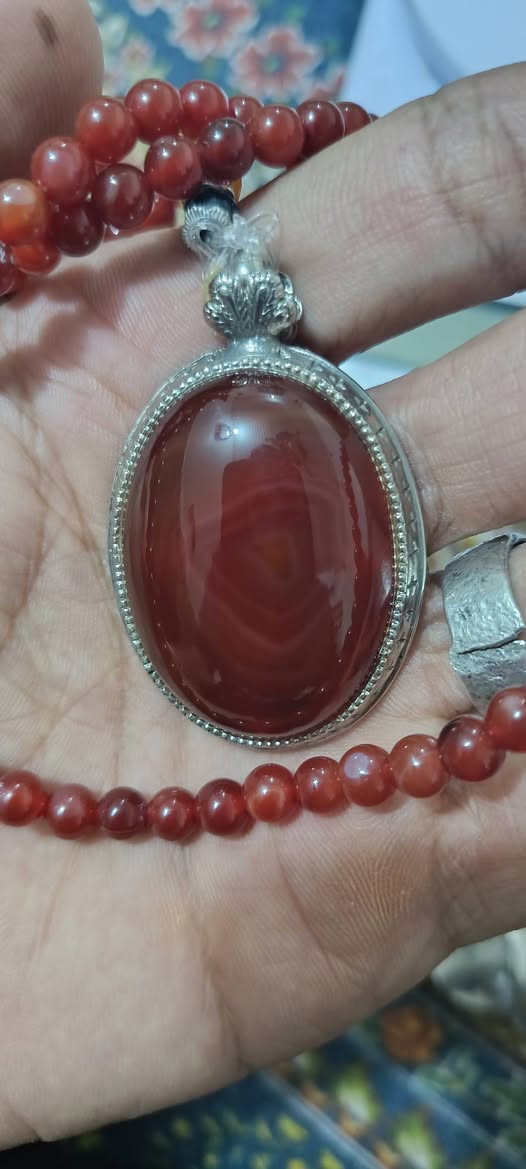 قلاده من العقيق اليماني الاصلي 124 حبه عقيق يماني حر مع 3حبه كهرب مع تحفه ملكيه عقيق يماني كرزي


**إذا كنت صاحب هذا الإعلان وتريد حذفه لأي سبب، رجاءا أرسل رسالة إلى الدعم الفني**