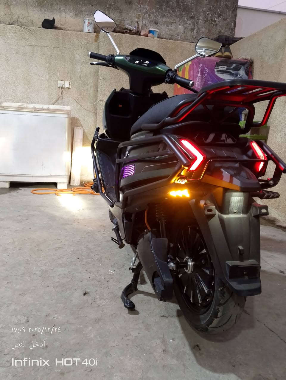 السلام عليكم دراجة شحن بطارية ليثيوم بعدهه جديدة استخدام شهر للبيع سعرهة مليون 150 مكاني بغداد الغزالية رقمي ‏‪***********‬‏ أو واتس اب ***********
