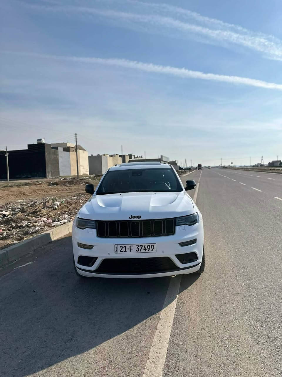 Jeep grand cheroke 
مواسەفات S
مۆدیل :٢٠٢١فوال مواسەفات سفری هارلم 
٦ پستۆن مەکینە ٣.٦
سەیارەکە رەقەم سلێمانیە تەحویل و بەناو کردن بە شەرت
٧٥ هەزار رۆشتووە
گێرو مەکینەو هەموو شتی بە شەرت یەک بست قەڵەم کاری هەیە لە دەگای سایەقی باقی هەموو شتی بەشەرت سبوغ تەنک تەزرە بەشەرت 
سعری ٣٤٥ مجال أربيل, العراق


**إذا كنت صاحب هذا الإعلان وتريد حذفه لأي سبب، رجاءا أرسل رسالة إلى الدعم الفني**