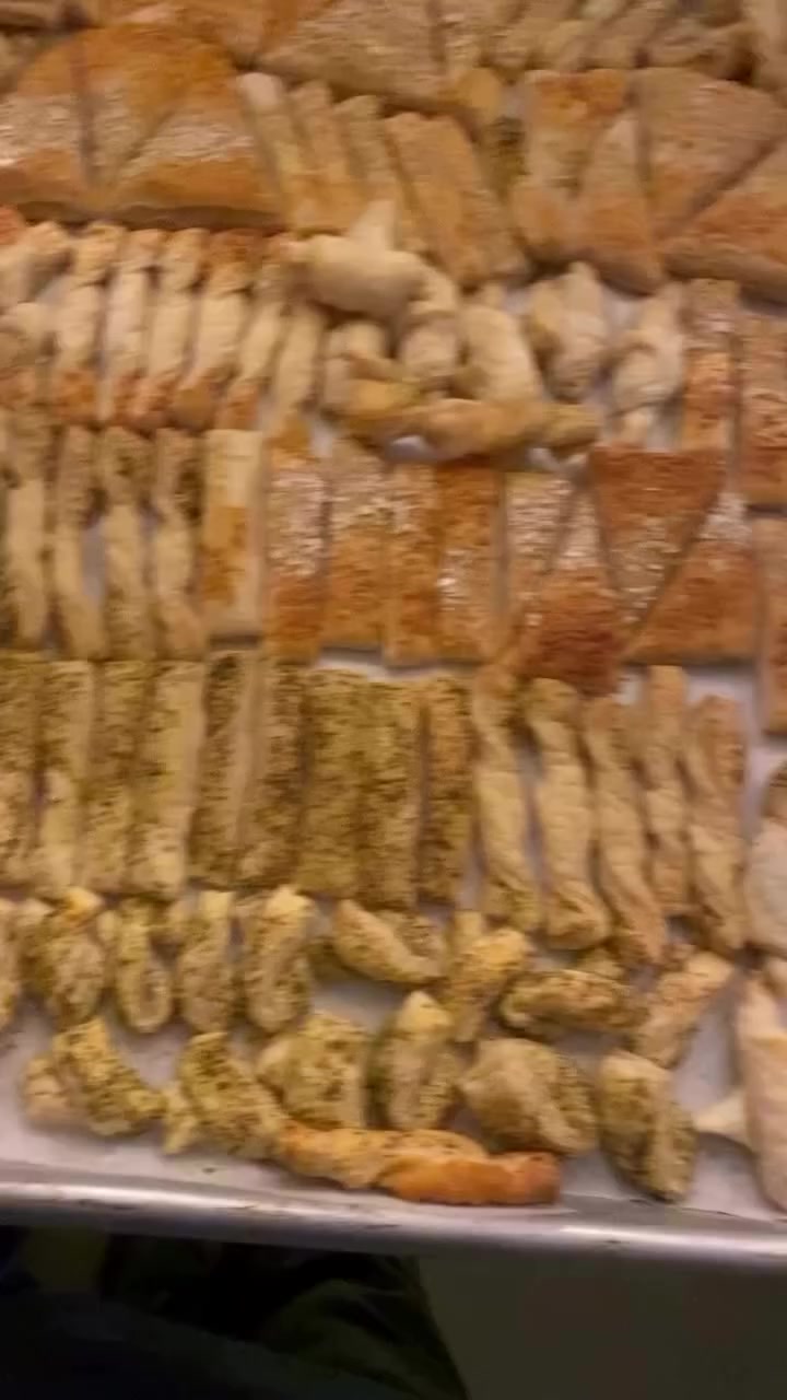 السلام عليكم باريستا متفرغ للعمل اصحاب الرواتب الضئيلة لاتتصلون رجاءً ***********
