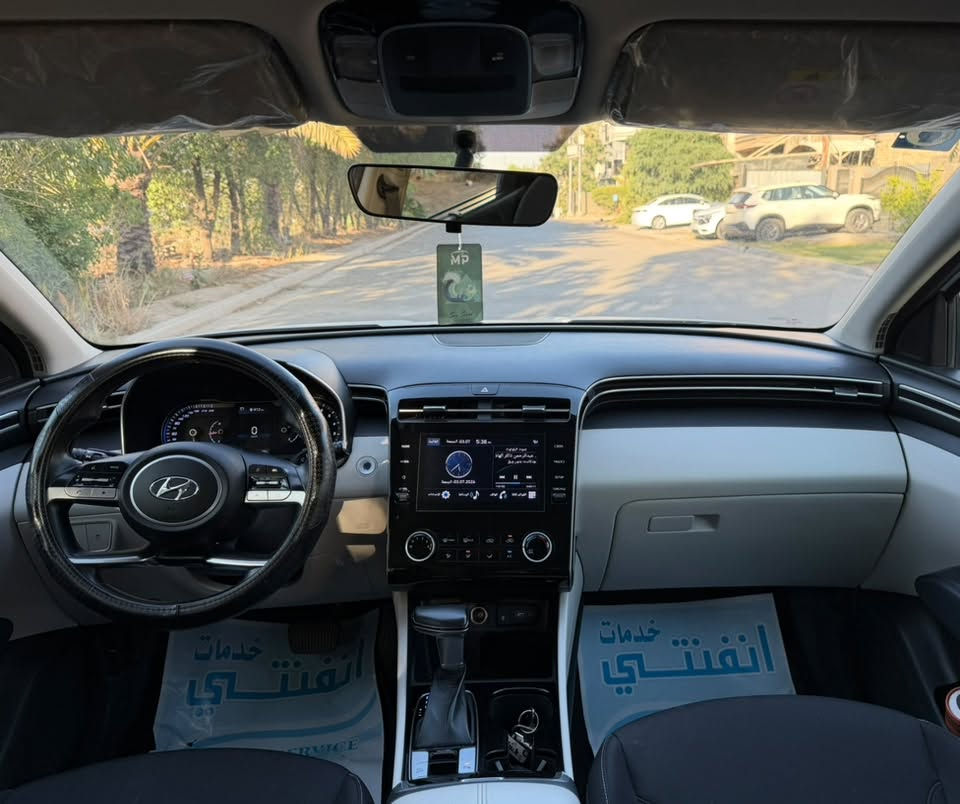للبيع | توسان 2021 خليجي
🔹 موديل: 2021
🔹 وارد: خليجي
🔹 محرك: 2000 CC
🔹 أوتوماتيك
🔹 اللون: أبيض
🔹 العداد: 35 ألف كم

المواصفات:
✔️ بصمة
✔️ Auto Hold
✔️ هندبريك كهرباء
✔️ نظام النزول من المنحدرات
✔️ بردات خلفية
✔️ كرسي السائق والراكب كهربائي
✔️حساس امامي خلفي دكمة + كاميرا دوارة

السيارة باسمي وتحول مباشر استخدام شخصي، نظيفة جداً، جاهزة للاستخدام وما بيها أي نقص، وكلشي بيها على وضع الشركة.
السبير والجك ما نازلات.

💰 السعر: 195 ورقة

📍 بغداد 

📞 ***********
