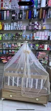 سرير اطفال • تركي • نضيف