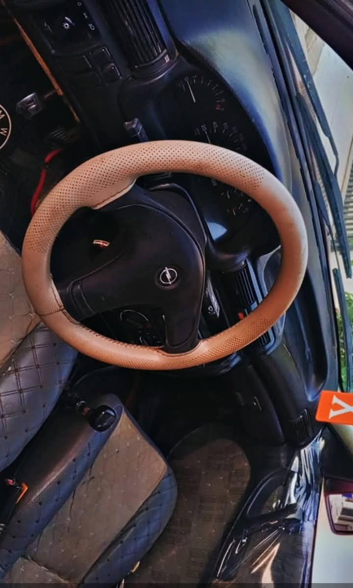 استره موديل 92 محرك 16نوزل كير محرك بشرط 
مكفوله من ضربه صبغ جماليه بشرط
سنوية منتهيه من 2023تحويل ثاني يوم 
مكاني موصل جانب الايمن السعر 38.مجال بسيط جداً
رجاءاً رجاءاً الموشراي لا يتصل***********
