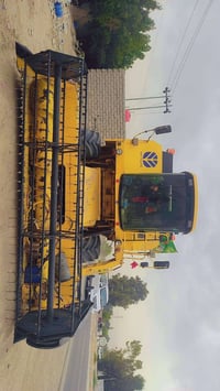 نيوهولند • ٢٠٠٦ • جاهزة للحصاد