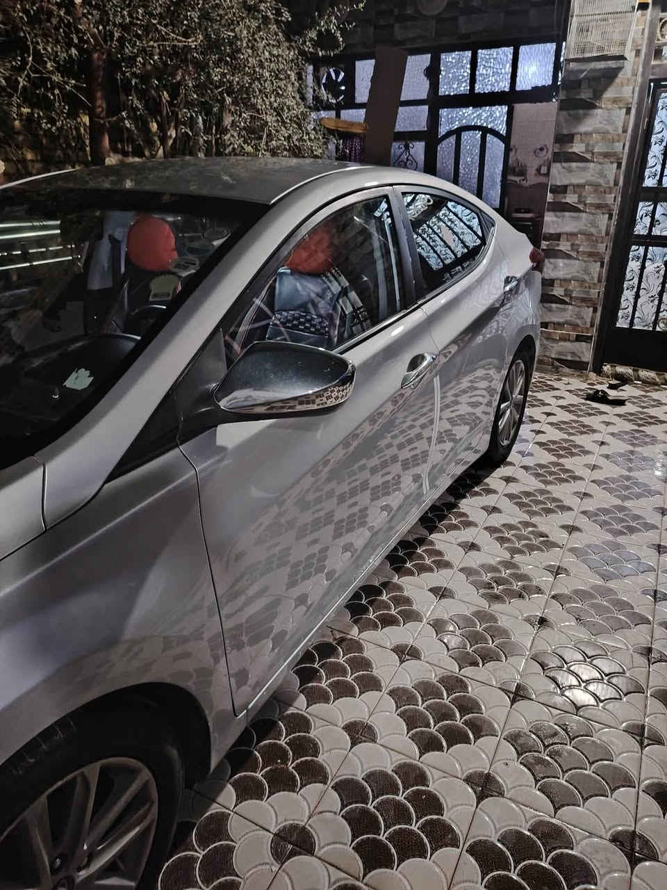 النترا  2016  امريكي 
داخلة كلين بدون حادث
سرقة جاملغ وبنيد 
رقم قادسية
باسمي مداور ثاني يوم
***********
***********
