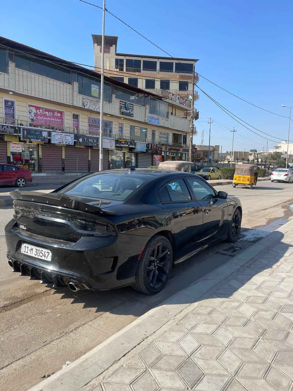 دوج جارجر RT 5.7 🇺🇸
موديل : 2023
لون : اسود  
محرك : 8 سلندر 
وارد : امريكي 🇺🇸
ماشية : 18 الف ميل
حادث : تكمه خلفية عكس سايق فقط 
مواصفات : كنتاره مخمل اسود  RT
نظام Super Track pack 
تشغيل عن بعد
شاشة كبيره 
حساسات 
سماعة سستم Alpine مضخم 
شفتات گير بالستيرن 
لايت ليد 
Carplay 
شوتة رياضية 

رقم كلش حلو برغي ماناقصهة من كير ومكينه وحداديه كفاله 
سعر 265 
للبيع فقط  
للتواصل مراسله صفحه او الاتصال على رقم  ***********
        ***********
