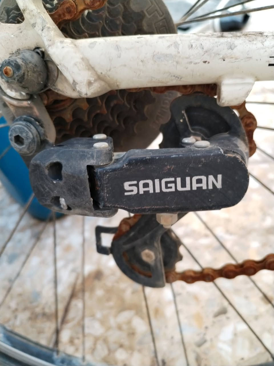 السلام عليكم
بايسكل c700 للبيع عقرب جديد ياباني 
السعر ٧٥ وبي مجال بسيط
للاستفسار ***********
